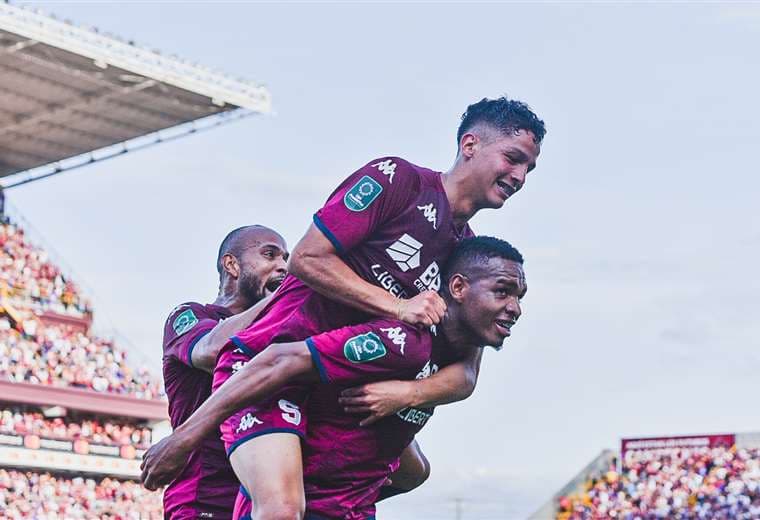 Saprissa podría ingresar a la lista de los 10 equipos con más títulos