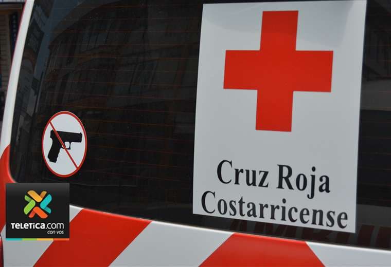 Niño es trasladado al Hospital de Liberia tras recibir disparo en la espalda