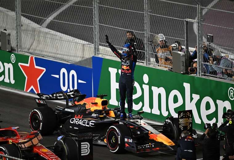 Verstappen se reencuentra con la pole en Italia y sorprende a los McLaren