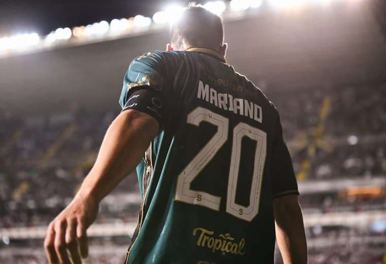 Mariano Torres confirma que quiere renovar con Saprissa