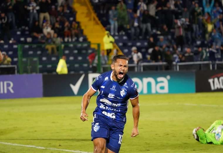 Cartaginés triunfa sobre la hora y toma ventaja en el repechaje hacia la Concacaf