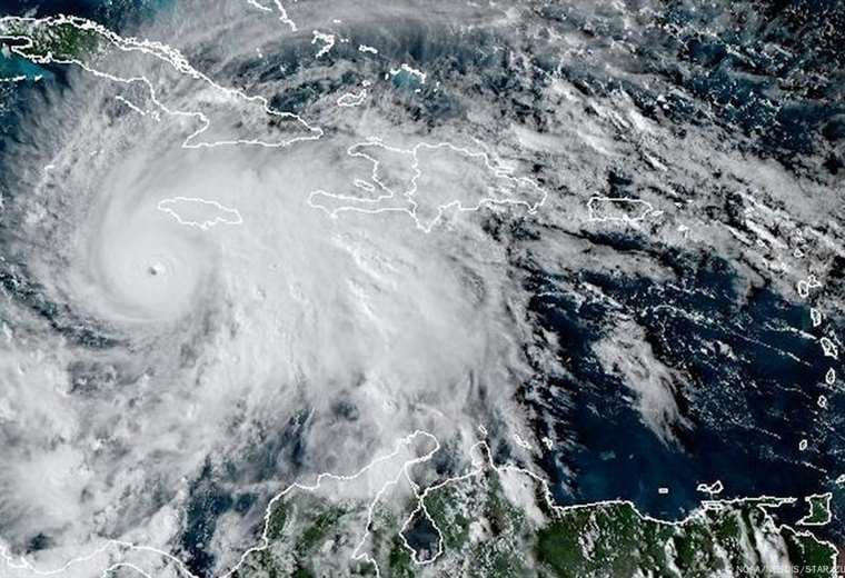 Huracán Melissa podría afectar a 1,5 millones de personas en Jamaica, estima Cruz Roja