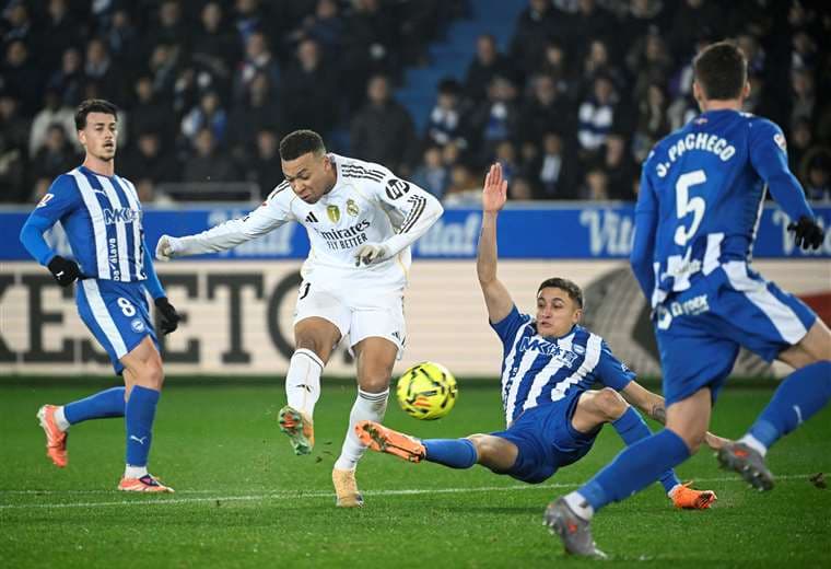 Real Madrid vence al Alavés con sufrimiento