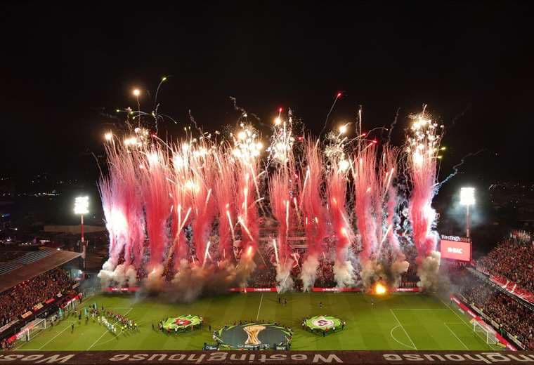 Alajuelense vs Saprissa/Prensa LDA