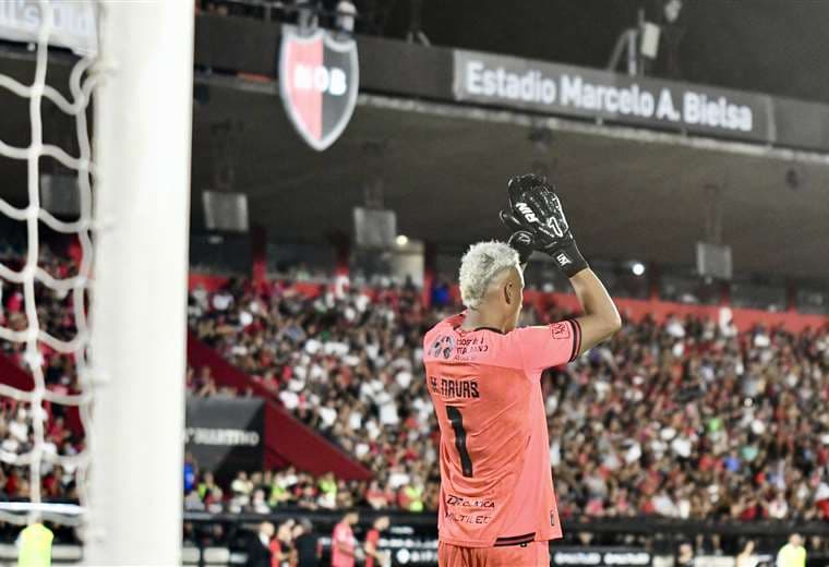 Tres aspectos marcaron la salida de Navas de Newell’s, según la prensa argentina