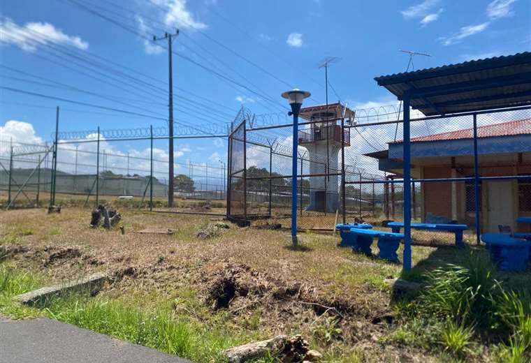 Dictan prisión preventiva a padres y tía de niño de 8 años que murió por aparentes chilillazos