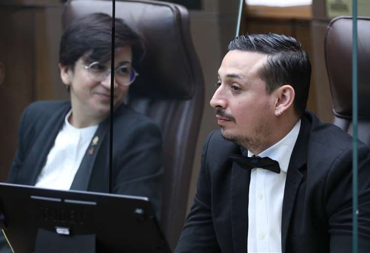 Ariel Robles se suma a aspirantes por la presidencia de la República
