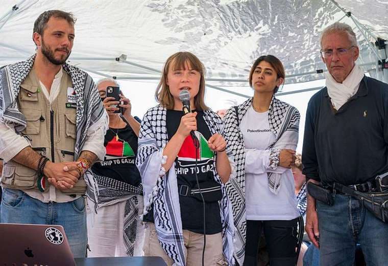 Greta Thunberg desafía bloqueo israelí con misión humanitaria rumbo a Gaza