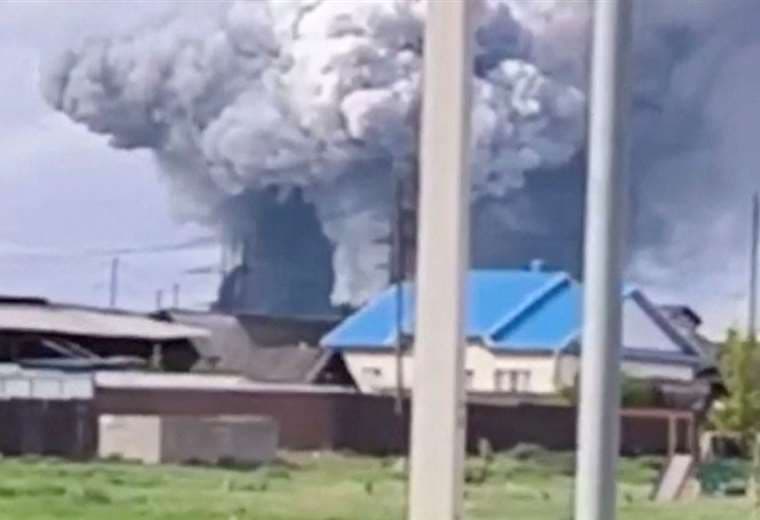 Ucrania lanza ataque a gran escala y bombardea cuatro aeródromos rusos
