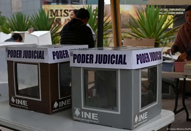 Mexicanos eligieron jueces en comicios con escasa afluencia y alerta de corrupción