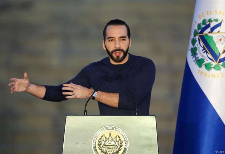 "Me tiene sin cuidado que me llamen dictador", afirma Nayib Bukele
