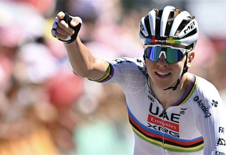 Pogacar sufre caída en el Tour de Francia: "Sólo fue algún rasponazo"
