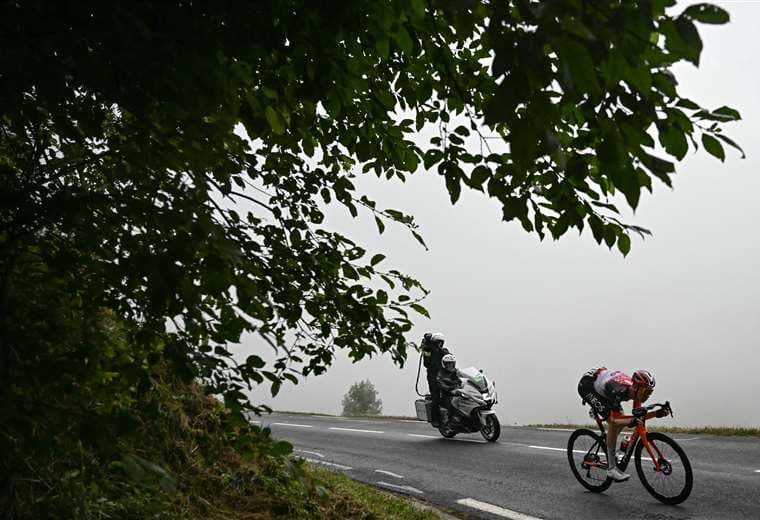 Tour de Francia: Arensman triunfa en etapa reina en los Pirineos, Pogacar sigue líder