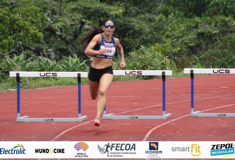 Daniela Rojas rompe récord nacional que tenía 13 años