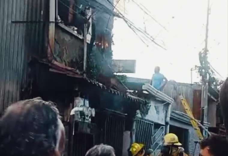 Víctimas de mortal incendio se encontraban en segundo piso de cuartería 