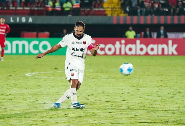 ¿Podrá estar Celso Borges ante Olimpia? 