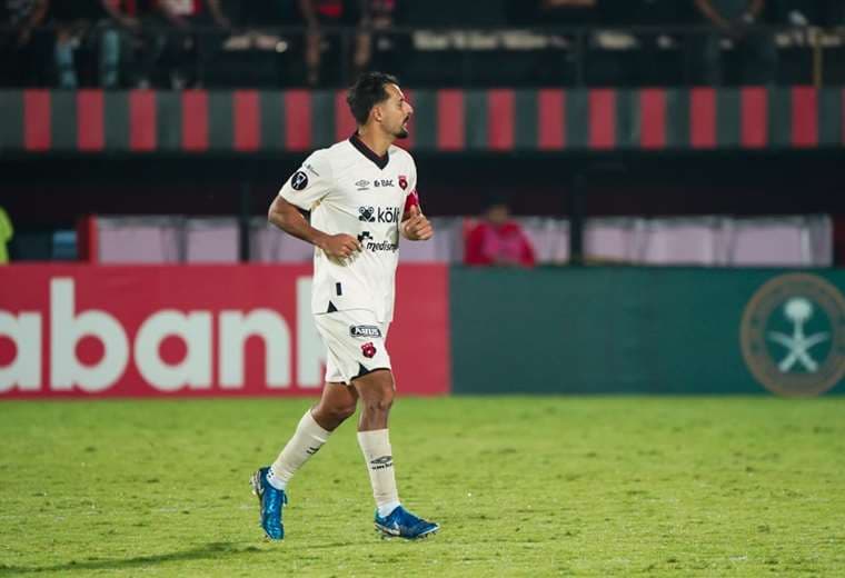 Celso Borges regresa y también hay otra sorpresa en la alineación de Alajuelense