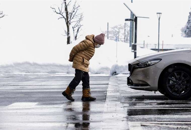 Al menos 46 muertos y más de 500 heridos por fuertes nevadas en Japón