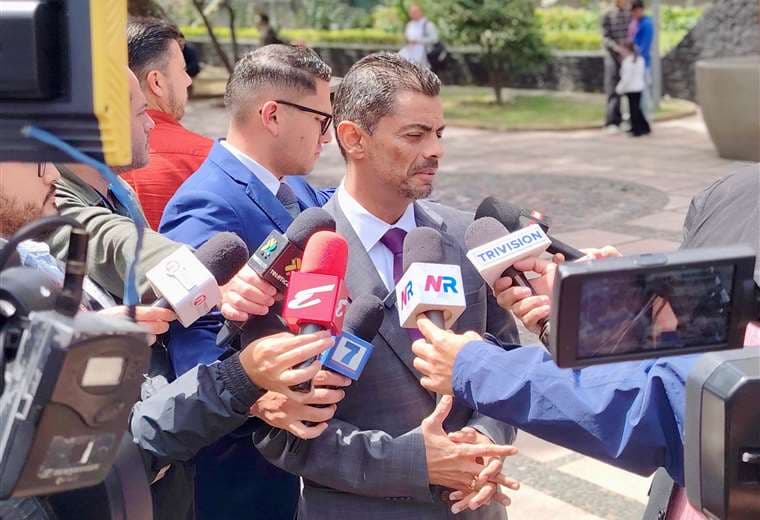 Carlo Díaz dice a Laura Fernández que confía en “nueva etapa” de relación entre poderes