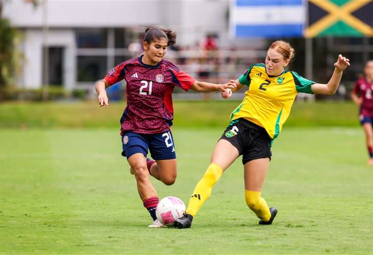 Sele Femenina Sub17/Prensa FCRF