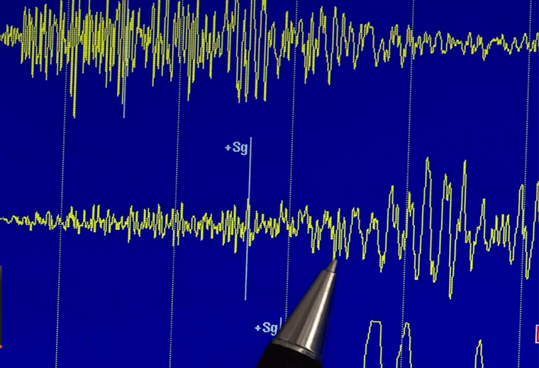 Fuerte temblor sacude Costa Rica
