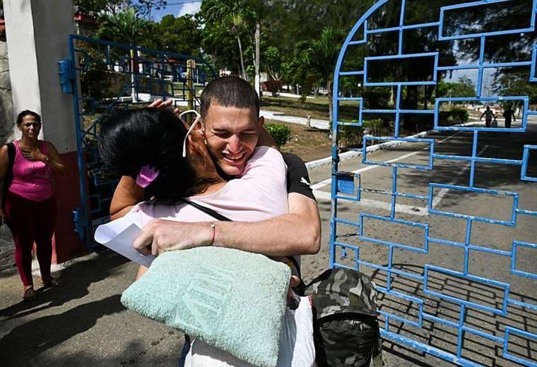 Cuba inicia liberación de más de 2.000 presos anunciada por el gobierno en medio de tensiones con EE. UU.