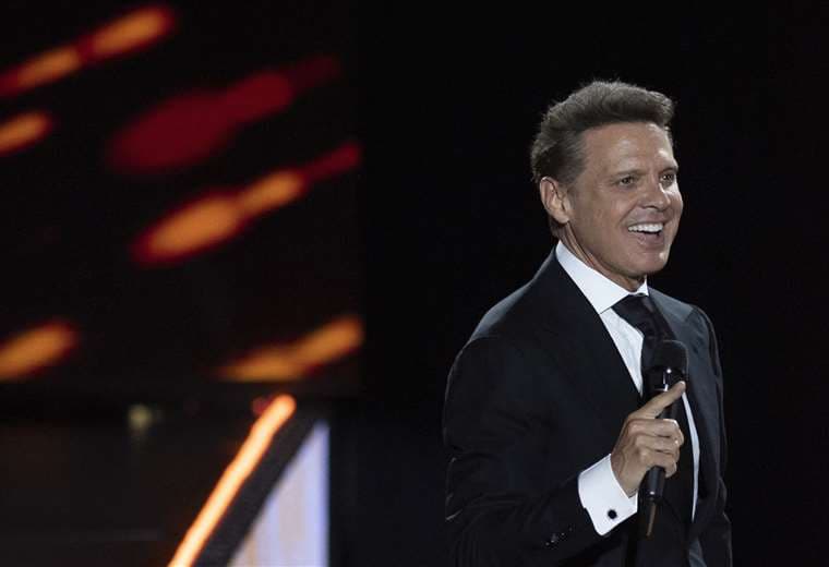 ¿Hospitalizado o no? Polémica rodea estado de salud de Luis Miguel