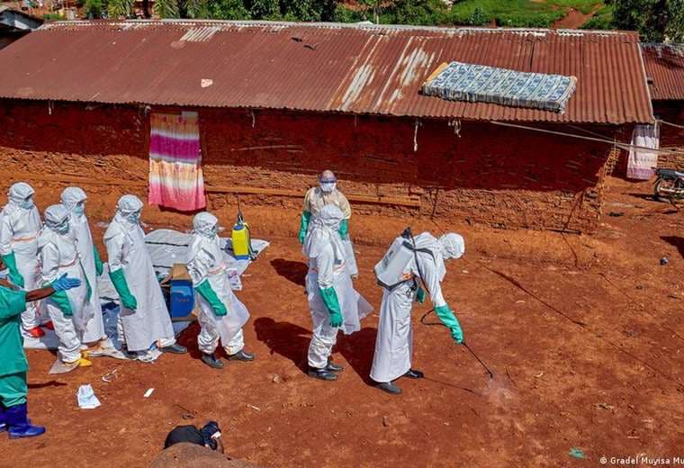 OMS reduce drásticamente los casos sospechosos de ébola