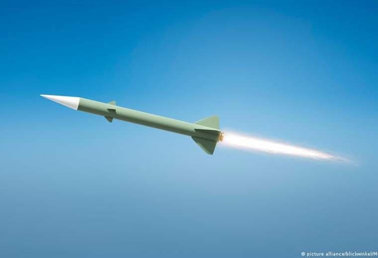 EE. UU. evalúa expansión del despliegue de armas nucleares en Europa, según Financial Times