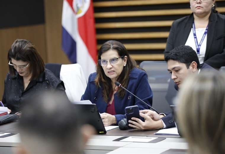 Diputados retoman discusión de Ciudad Gobierno con rechazo a audiencia para contralora