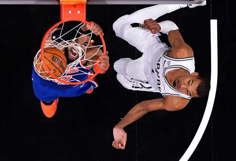 Los Knicks ponen frente al abismo a los Spurs de Wembanyama en las Finales