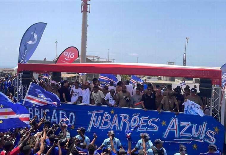 ¡Locura total! Así fue el recibimiento de Cabo Verde tras su gran Mundial 
