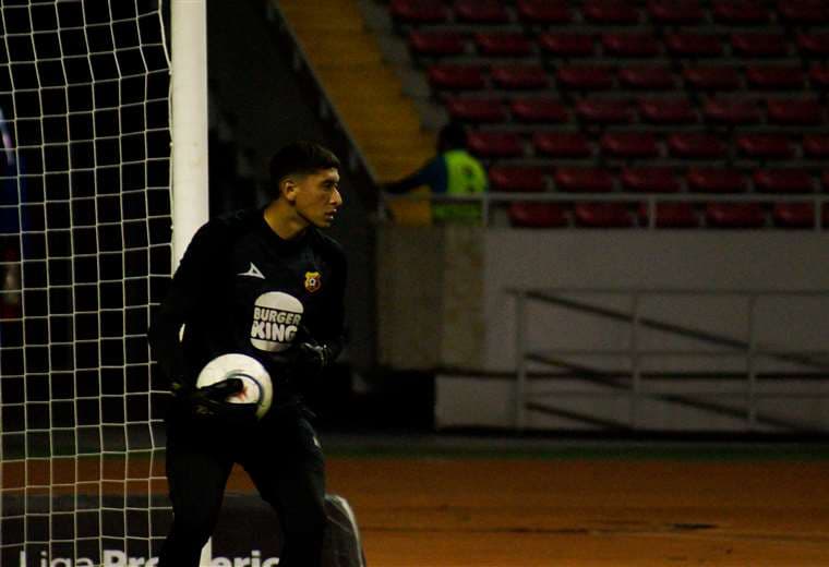 Alexandre Lezcano jugará con Sarchí en Segunda