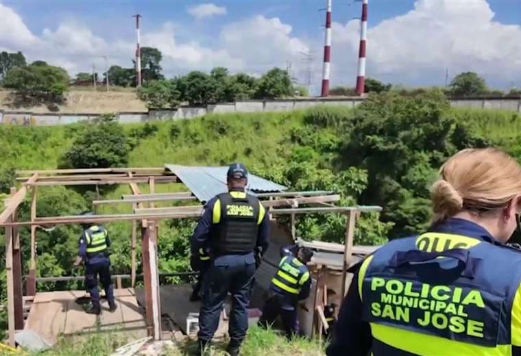 Grupo criminal cobraba ₡500 a quienes transitaban por Bribrí de Pavas