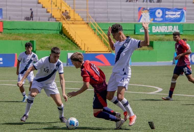 Selección Preolímpica de Costa Rica/Prensa FCRF