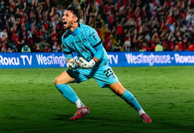 Washington Ortega, Alajuelense/Prensa LDA