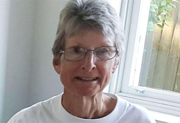 Mujer muere tras ser abandonada por un crucero en una isla remota