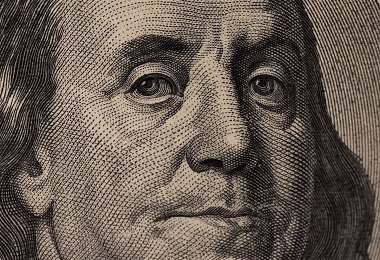 El tipo de cambio más bajo en 20 años asfixia al turismo y las exportaciones