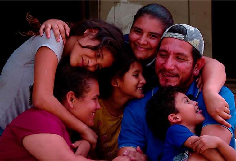 Bajo un techo que ya no protege, familia de José Pasos sigue soñando con un nuevo hogar