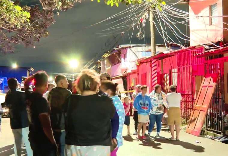 Deslizamiento dejó a más de 30 personas sin casa en Tibás