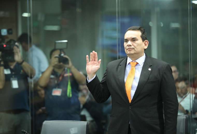 Fiscalía cita a Rándall Zúñiga para ser indagado