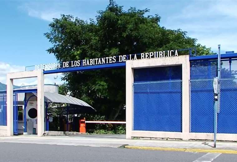 Defensoría de los Habitantes abre investigación contra AyA por gestión deficiente