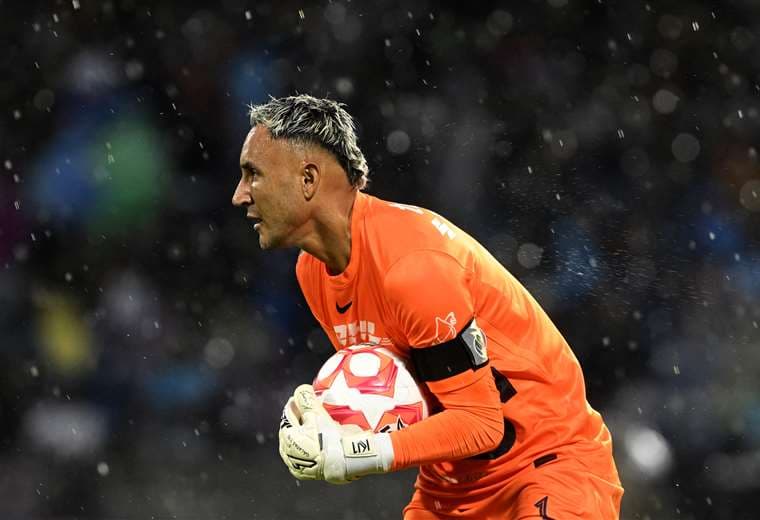 Ni un gran Keylor Navas pudo evitar la frustración para Pumas