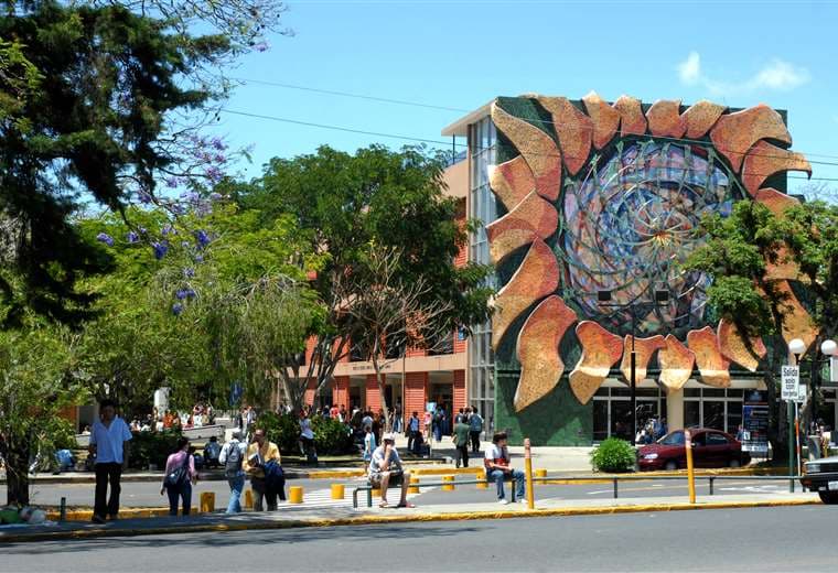 UCR retomará clases presenciales tras inundaciones y amenaza de tiroteo