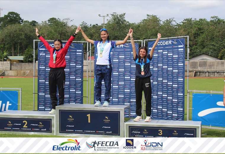 Chlesea Araya, primera medallista Juegos Nacionales.
