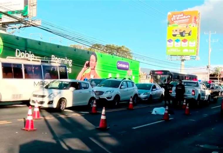 Hombre muere atropellado en Heredia