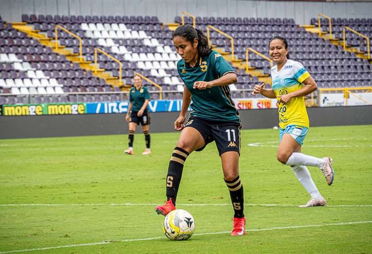 Veronica Matarrita. Saprissa