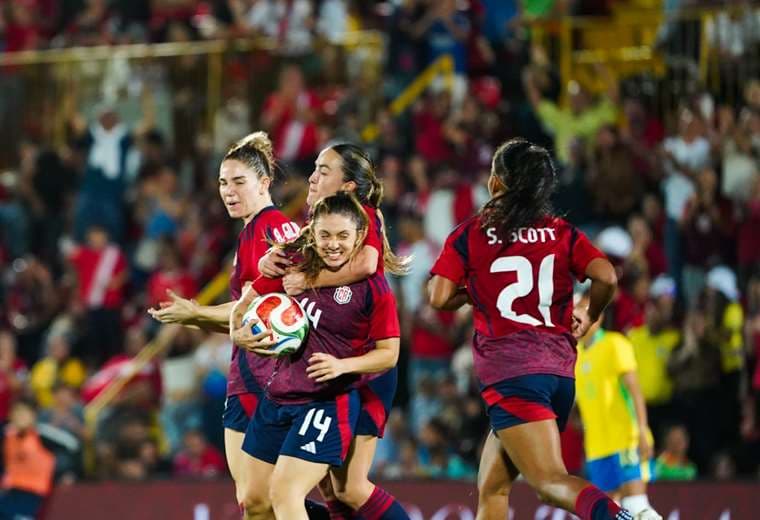 Sele Femenina tendrá ante Bermudas bajas muy sensibles