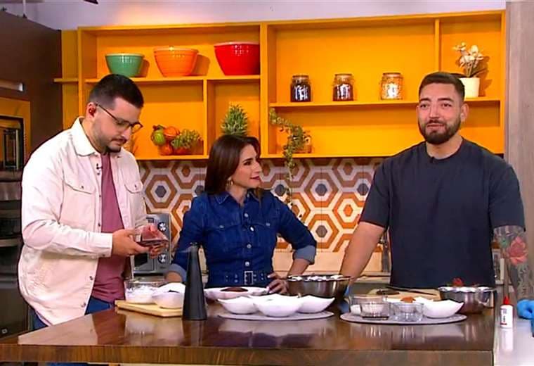 Un ‘brunch’ romántico sin vaciar el bolsillo: "waffles" y "pancakes" Red Velvet