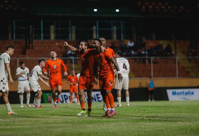 Puntarenas FC ante Alajuelense/Prensa PFC